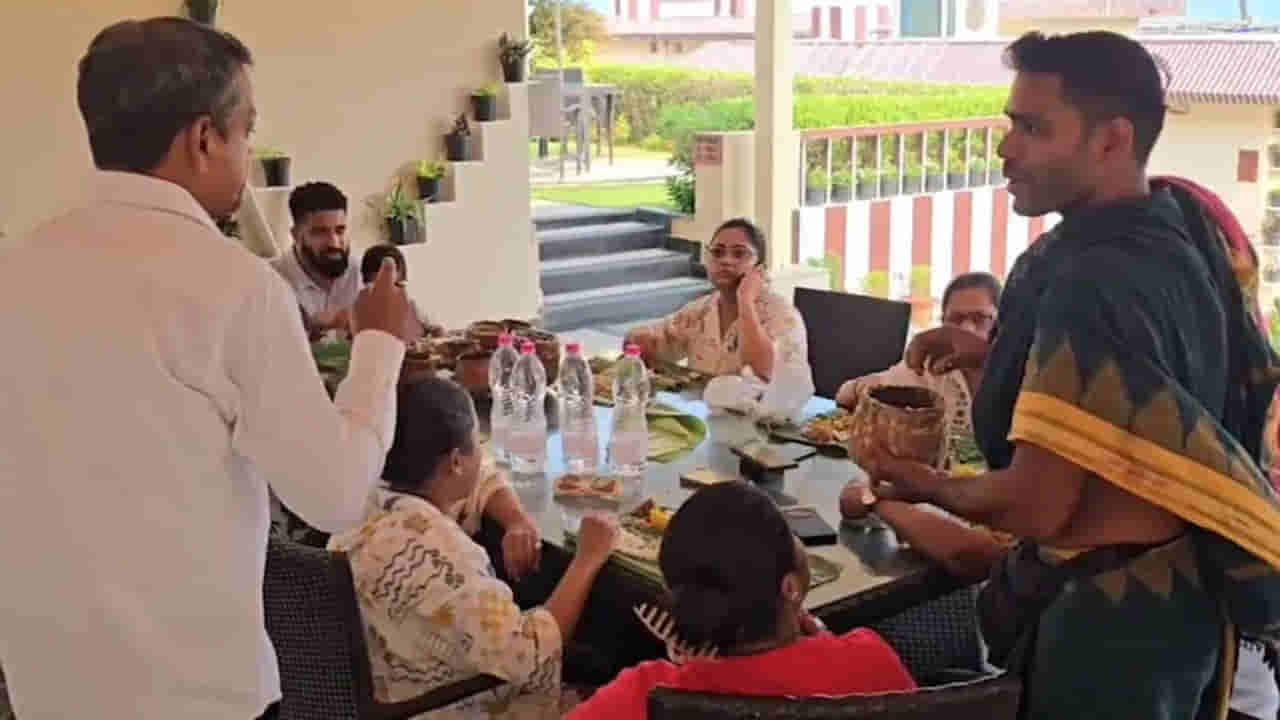 Viral Video: మహా ప్రసాదాన్ని డైనింగ్‌ టేబుల్‌పై వడ్డించిన పూజారి... అడ్డుకుని ఆగ్రహించిన పూరి జగన్నాథుని భక్తులు