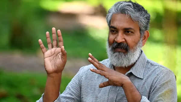 SS Rajamouli : దయచేసి అలాంటివి ఫార్వడ్ చేయకండి.. దేశ పౌరులకు రాజమౌళి సూచన