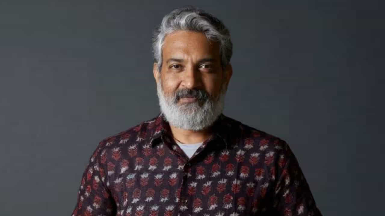 రాజన్న సినిమాకు  రాజమౌళి తండ్రి విజయేంద్ర ప్రసాద్ దర్శకత్వంలో తెరకెక్కిన విషయం తెలిసిందే. ఇక ఈ సినిమాలో యాక్షన్ సీన్స్ కు రాజమౌళి దర్శకత్వం వహించాడు. కాగా చైల్డ్ ఆర్టిస్ట్ చిన్నారి అనీ నటనకు తను ఫిదా అయినట్లు జక్కన్న  ఓ ఇంటర్వ్యూలో చెప్పుకొచ్చాడు.