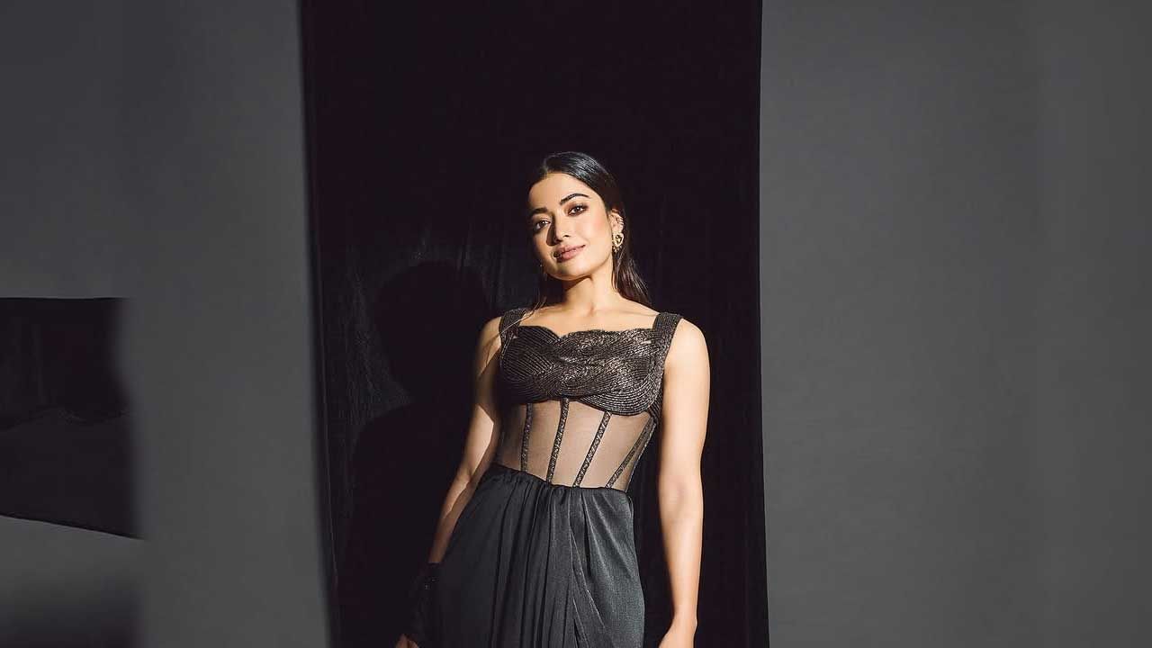 పుష్ప, పుష్ప 2, యానిమల్, ఛావా ఇలా ఈ అమ్మడు చేసిన సినిమాలన్నీ బ్లాక్ బస్టర్ హిట్స్ అవ్వడంతో లక్కీ హీరోయిన్ మారిపోయింది. కానీ రీసెంట్‎గా విడుదలైన సికిందర్ మూవీ ఫ్లాప్ కావడంతో ఈ ముద్దుగుమ్మ కెరీర్‎కు కాస్త బ్రేక్ పడినట్లు గుస గుసలు వినిపిస్తున్నాయి.