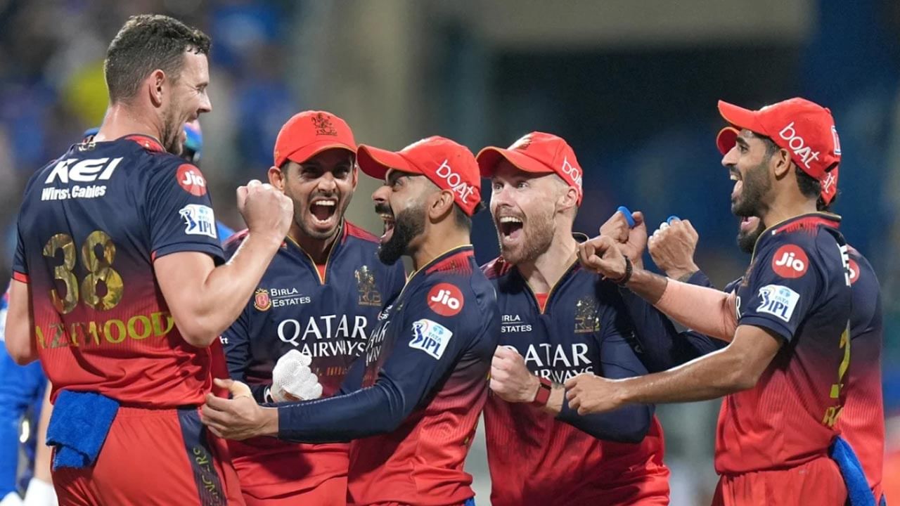 ఇండియన్ ప్రీమియర్ లీగ్ సీజన్-18లో రాయల్ ఛాలెంజర్స్ బెంగళూరు ఫైనల్లోకి ప్రవేశించింది. ముల్లాన్‌పూర్‌లోని పీసీఏ స్టేడియంలో జరిగిన తొలి క్వాలిఫయర్ మ్యాచ్‌లో పంజాబ్ కింగ్స్‌ను ఓడించి ఆర్‌సీబీ ఫైనల్‌కు అర్హత సాధించింది. 