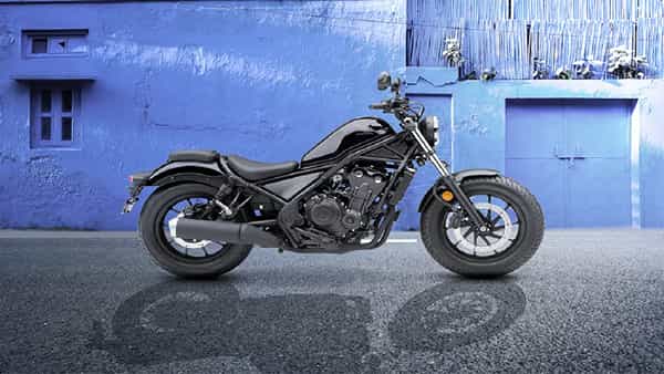 Honda Bike: స్టైలిష్ లుక్..స్టన్నింగ్ ఫీచర్స్తో హోండా బైక్.. ధర ఎంతో తెలిస్తే షాక్..!