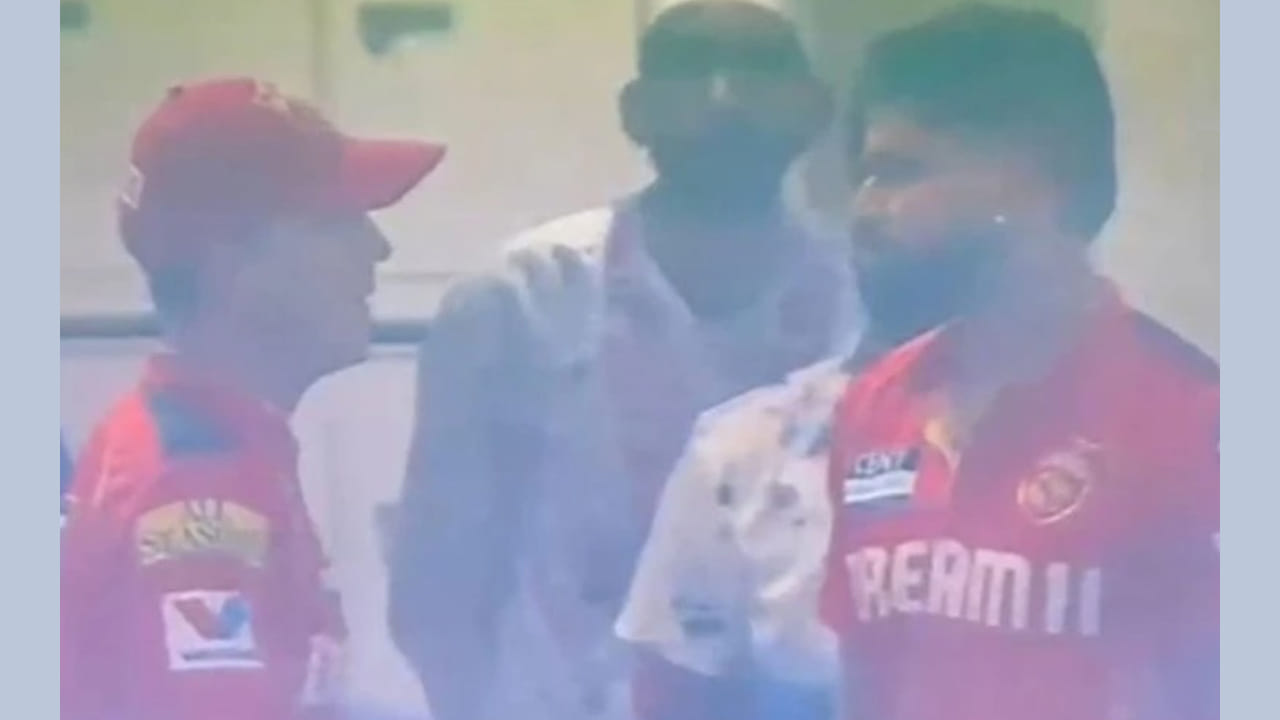 Video: ఆర్సీబీ చేతిలో ఘోర పరాజయం.. కట్చేస్తే.. డ్రెస్సింగ్ రూమ్లో అయ్యర్తో పాంటింగ్ ఢిష్యూం, ఢిష్యూం