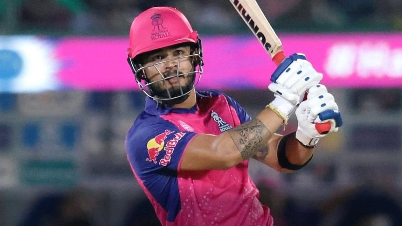 IPL 2025: సంచలనం.. 6 బంతుల్లో 6 సిక్సులు! స్టార్ బౌలర్ను ఉతికేసిన పరాగ్