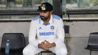 ‘ధోని స్లైల్లో రిటైర్మెంట్ ప్లాన్’ చేసిన రోహిత్.. కట్చేస్తే.. ఊహించని షాకిచ్చిన బీసీసీఐ.. అసలు కారణం ఇదే? ‘ధోని స్లైల్లో రిటైర్మెంట్ ప్లాన్’ చేసిన రోహిత్.. కట్చేస్తే.. ఊహించని షాకిచ్చిన బీసీసీఐ.. అసలు కారణం ఇదే?