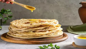 చపాతీపై నెయ్యి వేసుకుని తింటే ఎన్ని లాభాలో తెలిస్తే.. చపాతీపై నెయ్యి వేసుకుని తింటే ఎన్ని లాభాలో తెలిస్తే..