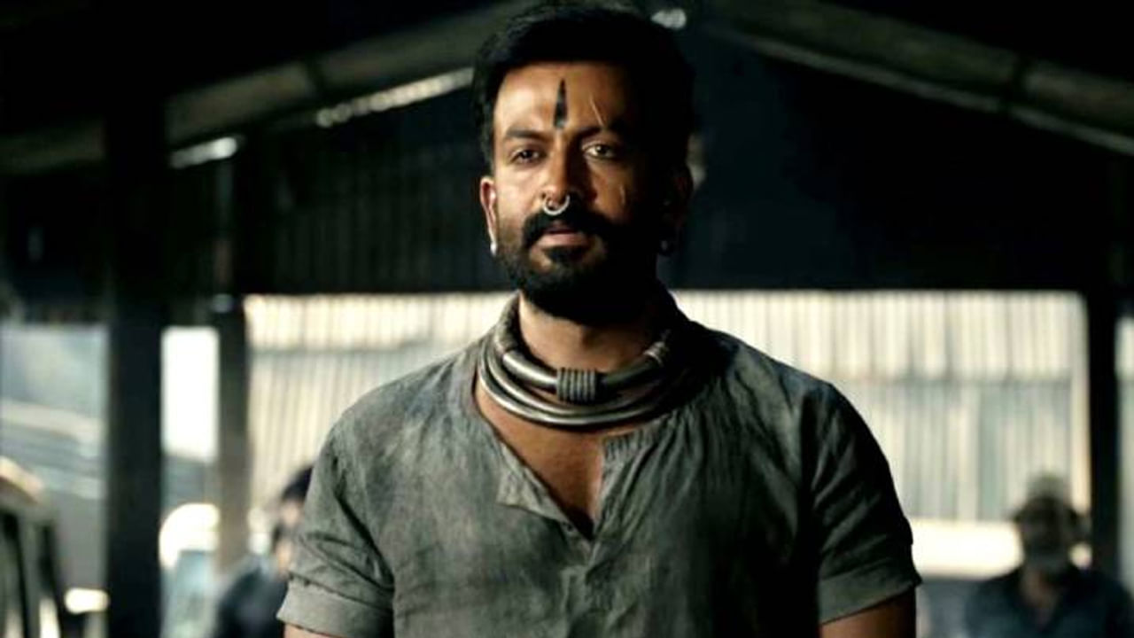 ఇప్పుడు టాలీవుడ్ మీద ఫోకస్ చేస్తున్నారు. ఇప్పటికే తెలుగులో నటుడిగా వరుస సినిమాలు చేస్తున్న ఈ మలయాళ నటుడు, ఇప్పుడు దర్శకుడిగానూ టాలీవుడ్‌లో ప్రూవ్ చేసుకునేందుకు రెడీ అవుతున్నారు.