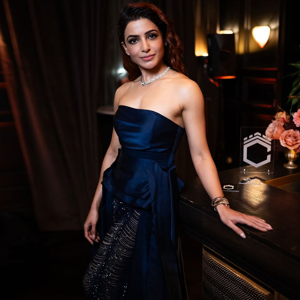 ఇప్పటికే రిలీజ్ అయిన ట్రైలర్ కు మంచి రెస్పాన్స్ రావడంతో సినిమా సక్సెస్ మీద కాన్ఫిడెంట్ గా ఉన్నారు సామ్. లైఫ్ లో రిస్క్ తీసుకోకపోతే ముందుకు వెళ్ళలేమంటున్నారు సమంత. ఒకప్పుడు ఏదైనా నిర్ణయం తీసుకోవాలంటే భయపడేదాన్ని అన్న సామ్ ఇప్పుడు ఆ భయం లేదన్నారు. రిస్క్ తీసుకోకుండా మార్పు సాధించడం కష్టమన్నది సమంత నేర్చుకున్న కొత్త ఫార్ములా.