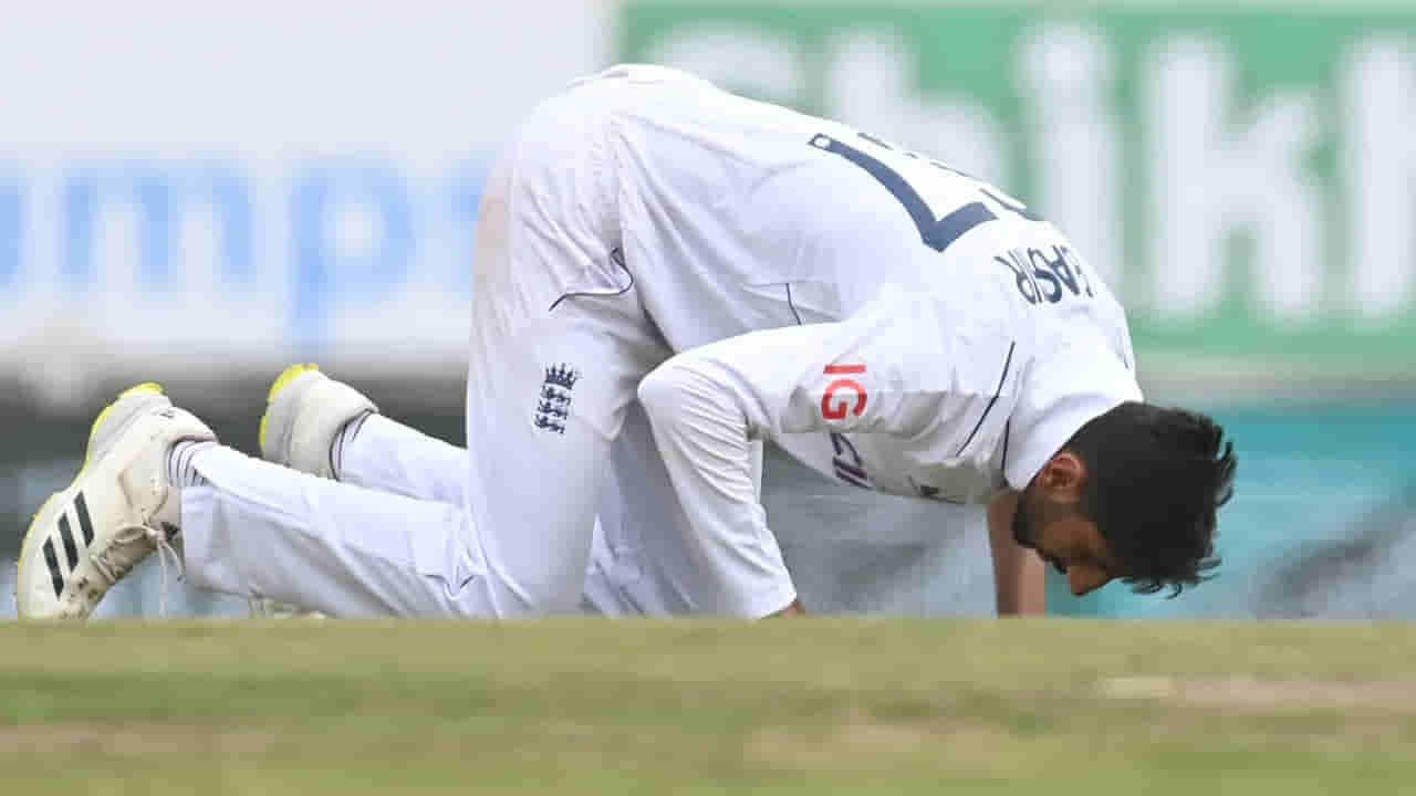 W,W,W,W,W,W.. బ్యాటర్ల పాలిట కొదమసింహం ఈ 21 ఏళ్ల బౌలర్.. టీమిండియాకు ఇక డేంజరస్ బెల్స్