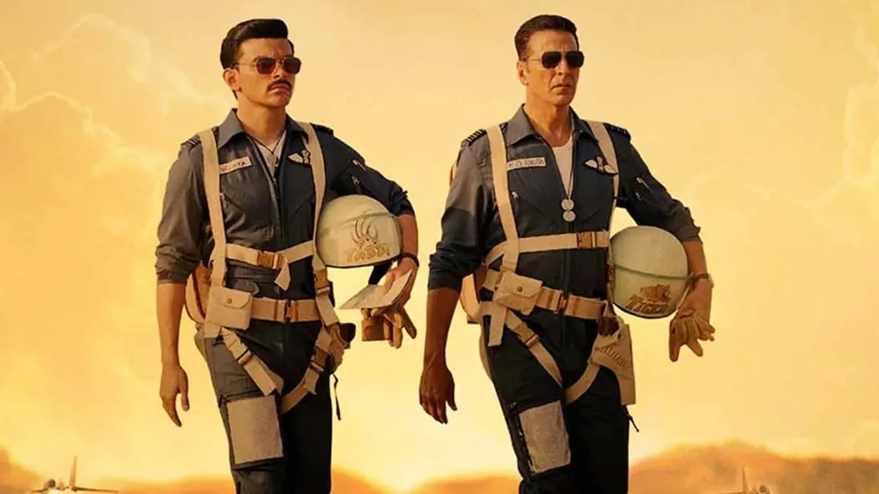 అక్షయ్ కుమార్ గత సినిమా స్కై ఫోర్స్‌కు టాక్ బాగానే వచ్చినా.. కలెక్షన్లు రాలేదు. వరస ఫెయిల్యూర్స్‌తో అక్షయ్ మార్కెట్ దారుణంగా పడిపోయింది. ఈ టైమ్‌లో మంచి సినిమాలు వచ్చినా.. ఆడియన్స్ పట్టించుకోవట్లేదు.