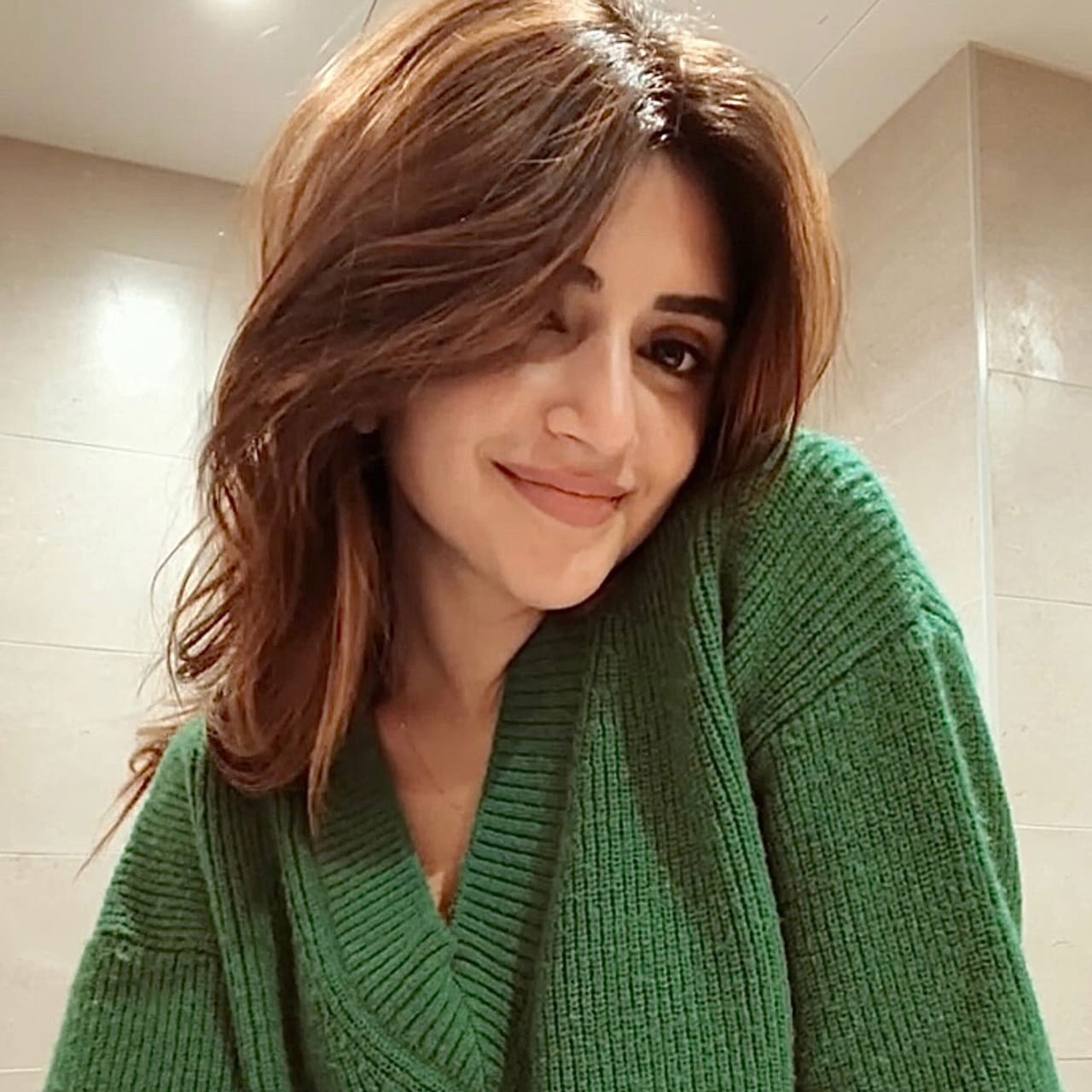 పెళ్లి సందడి సినిమాతో టాలీవుడ్‌కు పరిచయం అయిన శ్రీలీల, షార్ట్ టైమ్‌లోనే స్టార్ హీరోల సినిమాల్లో ఛాన్స్‌లు కొట్టేశారు. సక్సెస్‌ల పరంగా వెనకపడినా.. అవకాశాల విషయంలో మాత్రం తగ్గేదే లే అంటూ దూసుకుపోతున్నారు. 