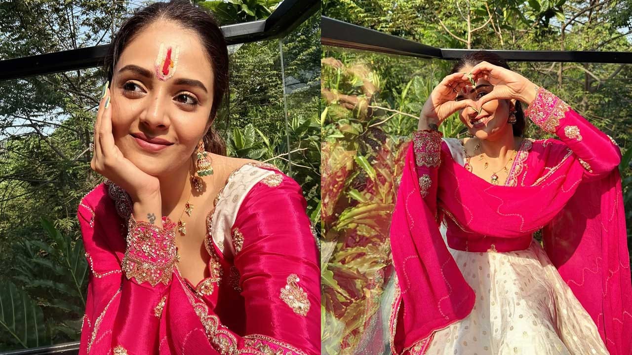 అందాల ముద్దుగుమ్మ బుల్లితెర బ్యూటీ యాంకర్ శ్రీముఖి గురించి ఎంత చెప్పినా తక్కువే. అందం, అభినయం ఈ ముద్దుగుమ్మ సొంతం. తన మాట తీరుతో ఎంతో మందిని ఆకట్టుకుంది ఈ చిన్నది. ఓ వై పు సినిమాలు, మరో వైపు రియాల్టీ షోలు చేస్తూ ఫుల్ బిజీ అయిపోయింది. ముఖ్యంగా చాలా సినిమాల్లో కీలక పాత్రల్లో నటిస్తూ తన నటతో అందరినీ ఆకట్టుకుంటుంది ఈ చిన్నది.