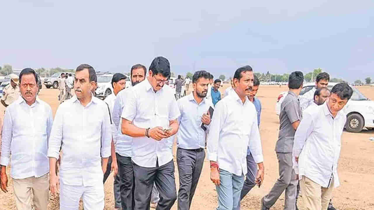 TDP: శరవేగంగా టీడీపీ మహానాడు ఏర్పాట్లు - ఏర్పాట్లపై మంత్రుల బృందం సమీక్షా సమావేశం