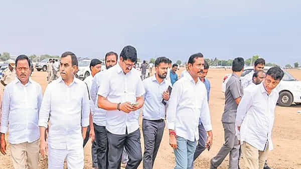 TDP: శరవేగంగా టీడీపీ మహానాడు ఏర్పాట్లు - ఏర్పాట్లపై మంత్రుల బృందం సమీక్షా సమావేశం