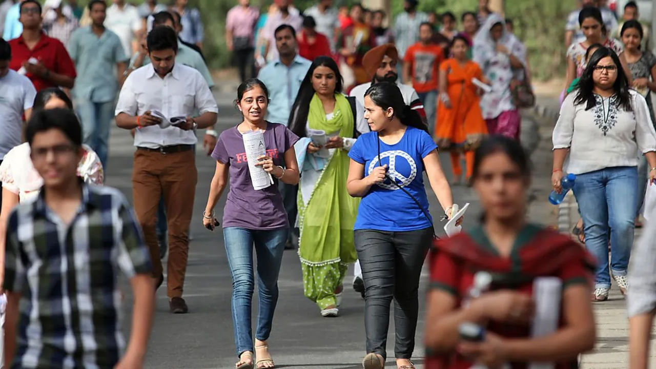 UPSC Civil Services 2025 Exam Today: నేడే యూపీఎస్సీ సివిల్ సర్వీసెస్‌ ప్రిలిమినరీ పరీక్ష.. అరగంట ముందే కేంద్రాల్లోకి అనుమతి!