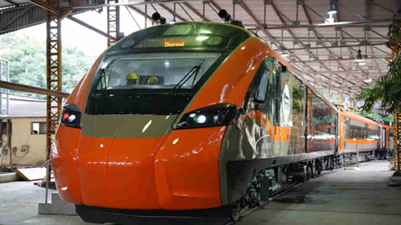 Vande Bharat Sleeper: తెలుగురాష్ట్రాలకు రెండు వందేభారత్ స్లీపర్స్- ఏ రూట్లలో నడవనున్నాయో తెలుసా!
