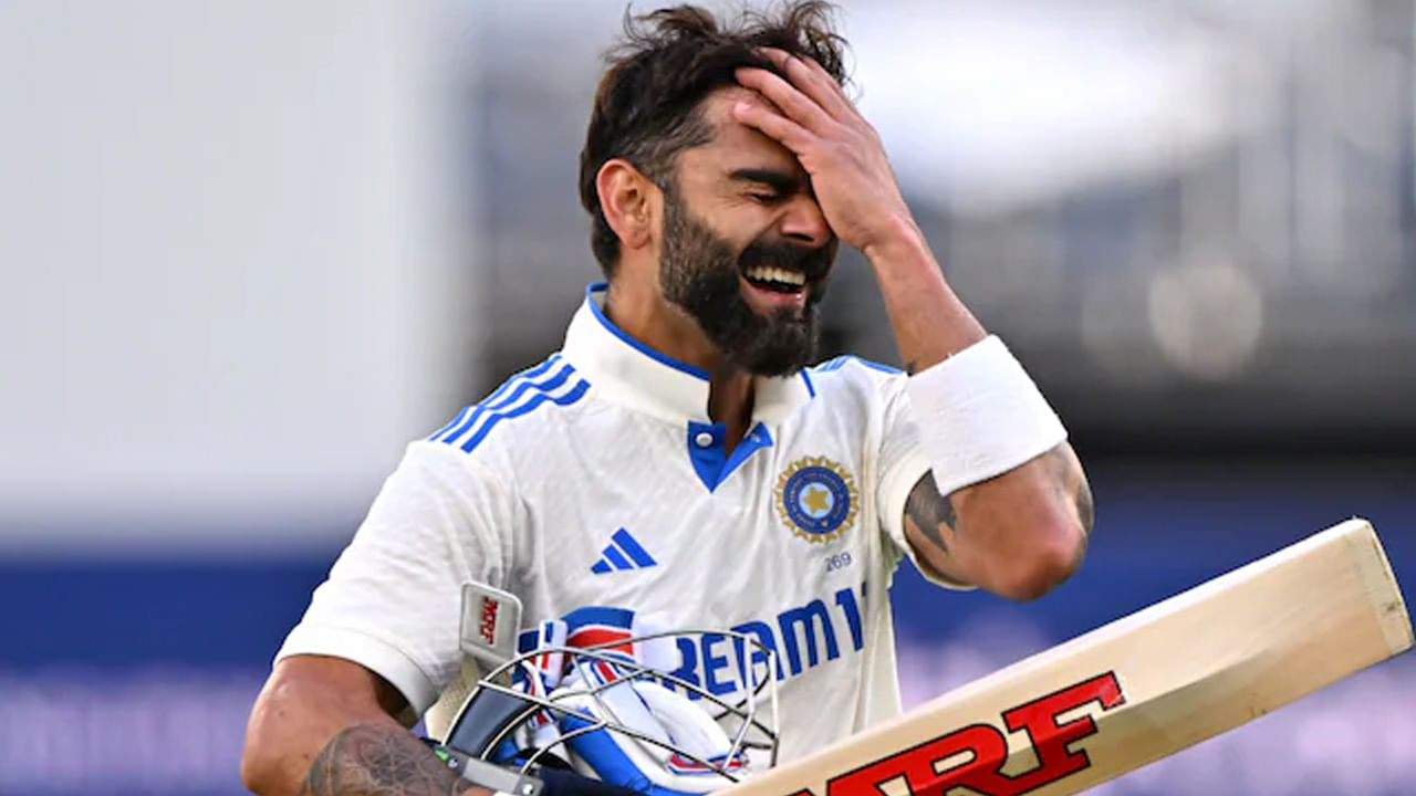 Virat Kohli Retirement: భారత మాజీ కెప్టెన్ విరాట్ కోహ్లీ మే 12న ఇన్‌స్టాగ్రామ్ పోస్ట్ ద్వారా టెస్ట్ ఫార్మాట్‌కు వీడ్కోలు పలికి క్రికెట్ ప్రపంచాన్ని ఆశ్చర్యపరిచిన సంగతి తెలిసిందే. కింగ్ కోహ్లీ 2011లో వెస్టిండీస్‌పై టెస్ట్ అరంగేట్రం చేశాడు. జనవరి 2025లో ఆస్ట్రేలియాపై తన చివరి టెస్ట్ ఆడాడు. గత 14 సంవత్సరాలలో, ఈ కుడిచేతి వాటం స్టార్ బ్యాట్స్‌మన్ 123 టెస్ట్ మ్యాచ్‌లు ఆడి, 46.85 సగటుతో 9,230 పరుగులు చేశాడు. టెస్ట్ క్రికెటర్‌గా తన కెరీర్‌లో 30 సెంచరీలు, 31 అర్ధ సెంచరీలు సాధించాడు.