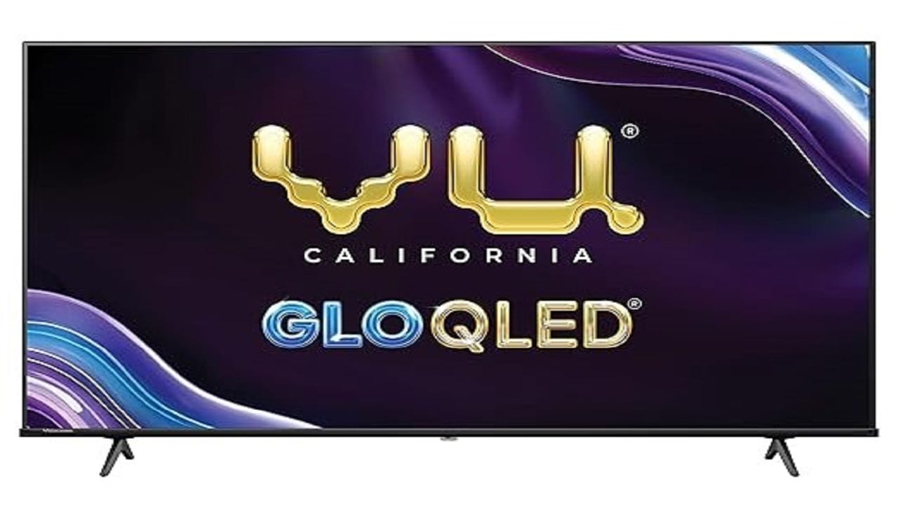 సామాన్యులకు అందుబాటులో ఉంటే ధరలో, బెస్ట్ ఫీచర్లతో స్మార్ట్ టీవీలను అందించడం వీయూ బ్రాండ్ ప్రత్యేకత. ప్రస్తుతం రూ.29,490కే 50 అంగుళాల 4 కె స్మార్ట్ టీవీని అందుబాటులోకి తీసుకువచ్చింది. దీనిలోని గ్లోక్యూఎల్ఈడీ స్క్రీన్ తో విజువల్ చాలా స్పష్టంగా ఉంటుంది. క్రికెట్, గేమ్ తదితర బహుముఖ మోడ్ లతో తీసుకువచ్చారు. దీనిలోని గేమ్ మోడ్ కు ఏఎల్ఎల్ఎం, వీఆర్ఆర్ కు మద్దతు ఇస్తుంది. తద్వారా లాగ్ ఫ్రీ విజువల్స్ చూడవచ్చు. స్ట్రీమింగ్ యాప్ లు, గేమ్ లు, బ్రౌజర్లకు మద్దతు లభిస్తుంది. సినిమాలు, సంగీతం, షోలు, గేమ్ లు తదితర అన్ని రకాల కంటెంట్ ను చక్కగా వీక్షించవచ్చు. అమెజాన్ లో ఈ టీవీ అందుబాటులో ఉంది. 
