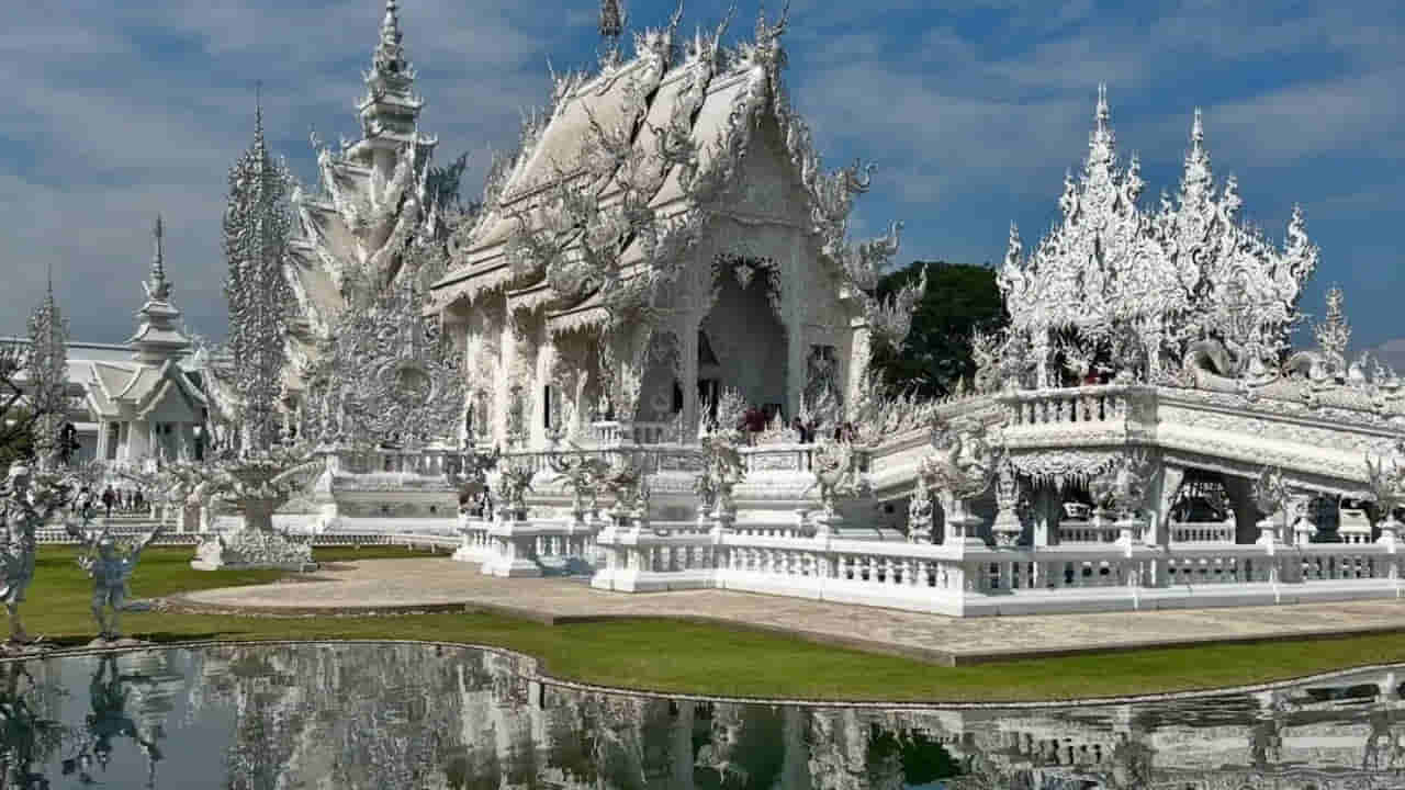 Wat Rong Khun: మీరు థాయిలాండ్ తాజ్ మహల్ చూసారా.. దీని అందం మీ మనసును దోచుకుంటుంది..