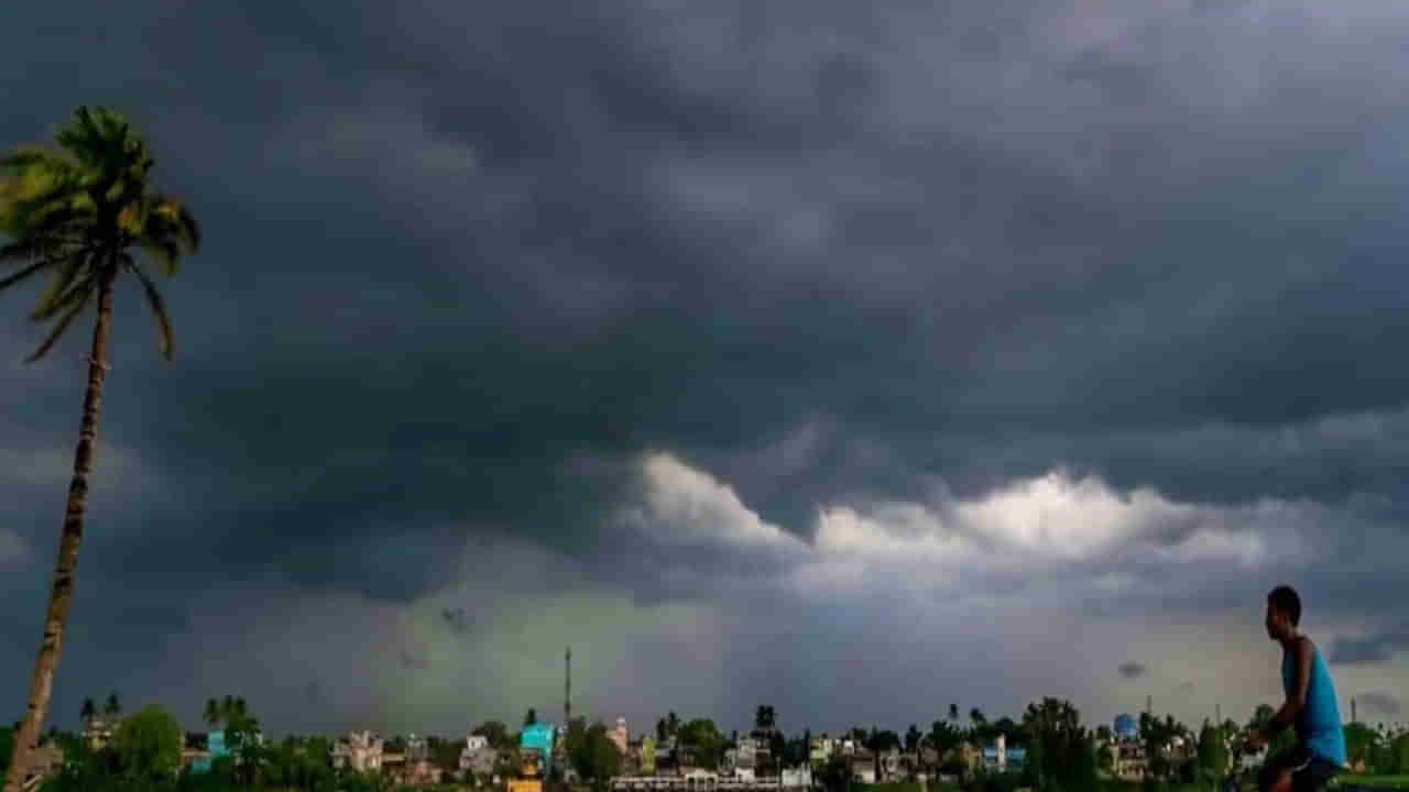 Delhi Rains: ఢిల్లీలో వడగళ్ల వాన భీభత్సం.. జన జీవనం అస్తవ్యస్తం.. మరో రెండు రోజులు భారీ వర్షాలు కురిసే అవకాశం..