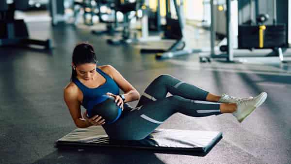 Women Fitness: మాతృత్వానికి ఫిట్నెస్ చెక్.. జిమ్ చేసే మహిళలు కచ్చితంగా తెలుసుకోవాల్సిన విషయమిది