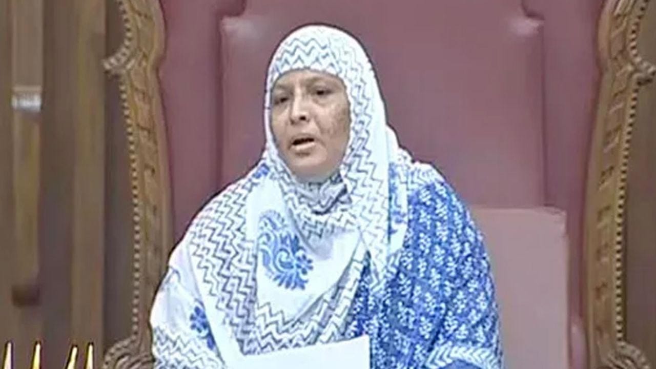 వైసీపీకి బిగ్ షాక్.. ఎమ్మెల్సీ పదవికి రాజీనామా చేసి బీజేపీలో చేరిన మహిళా నేత!