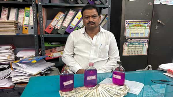 Andhra News: నిధులు మంజూరు చేసేందుకు రూ.30వేలు డిమాండ్.. ఏసీబీ ఎంట్రీతో సీన్ సితార్!