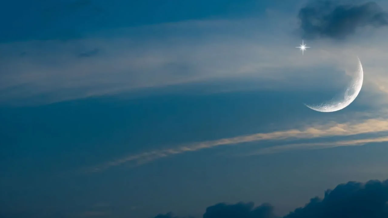 ఇదే కాకుండా జేష్ఠ్య అమావాస్య రోజున నది స్నానం ఆచరించడం, దాన ధర్మాలు చేయడం చాలా మంచిదంట. దీని వలన పూర్వీకుల ఆత్మకు శాంతి చేకూరుతుందంట. అలాగే ఈరోజు సూర్యోదయానికి ముందే నిద్రలేచి, స్నానం ఆచరించి, పూజలు చేయడం వలన ఇది వారి ఇంట్లో శ్రేయస్సును నింపుతుందంట. అలాగే ఇంట్లో ఉన్న ప్రతికూలత పోయి, సానుకూలత వస్తుందంట.