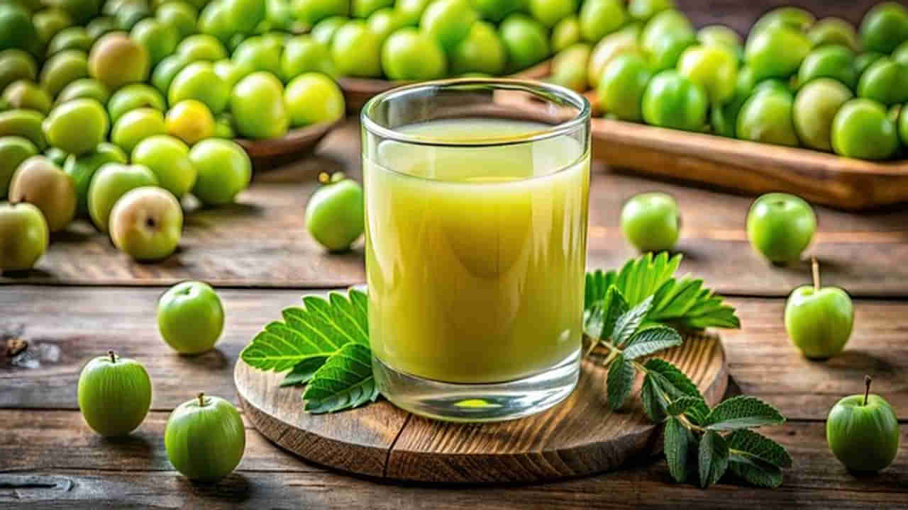 రోజూ ఉదయాన్నే ఉసిరి రసం తాగితే శరీరంలో జరిగే మ్యాజిక్ ఇదే..!