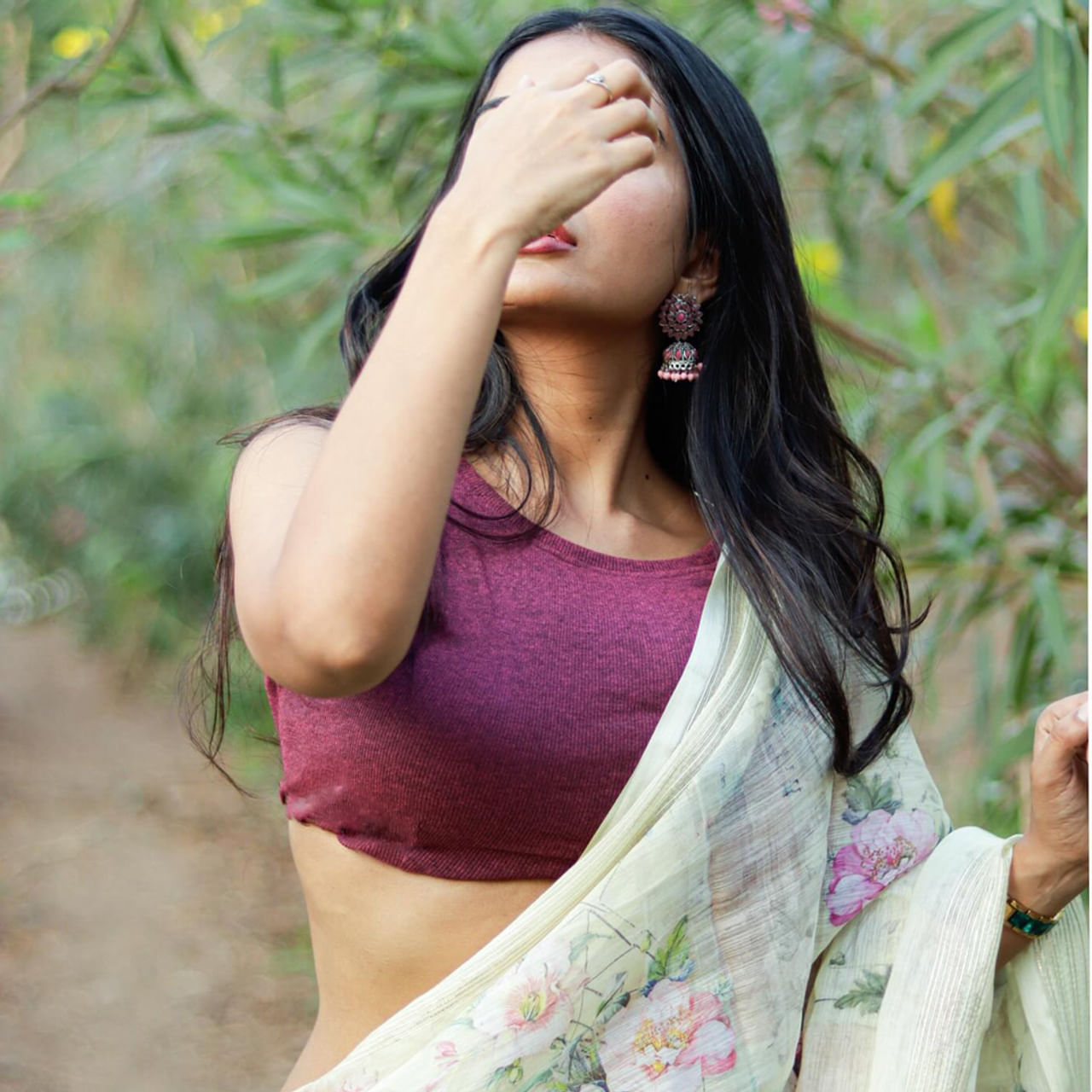 ప్రస్తుతం సినీరంగంలో తనకంటూ మంచి గుర్తింపు తెచ్చుకున్న హీరోయిన్. మొదటి సినిమాతోనే నటిగా ప్రశంసలు అందుకున్న ఆమె.. ఇప్పుడు వైవిధ్యమైన పాత్రలు.. కంటెంట్ బలంగా ఉన్న చిత్రాలను ఎంపిక చేసుకుంటూ తనకంటూ ఓ ఓ ఇమేజ్ సంపాదించుకుంది. తాజాగా ఓ ఇంటర్వ్యూలో పాల్గొన్న ఆమె తన జీవితంలో లవ్, ఫెయిల్యూర్ గురించి ఆసక్తికర విషయాలు పంచుకుంది. 