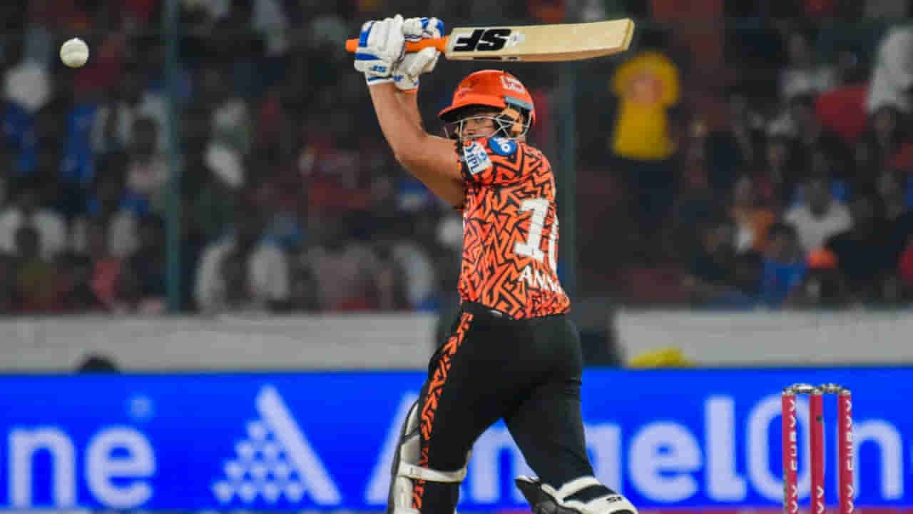 7 ఫోర్లు, 7 సిక్స్లతో కావ్యపాప 30 లక్షల ప్లేయర్ ఊచకోత.. సెంచరీకి 9 పరుగుల దూరంలో మ్యాచ్ రద్దు.. కారణం ఏంటంటే?