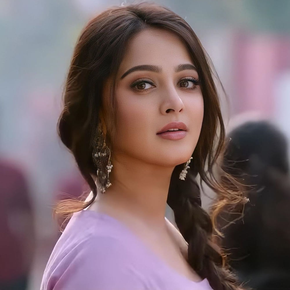 అనుష్క శెట్టి లీడ్ రోల్‌లో క్రిష్ దర్శకత్వంలో తెరకెక్కుతున్న సినిమా ఘాటీ. ఇప్పటి వరకు రిలీజ్ అయిన ప్రమోషన్‌ కంటెంట్‌లో ఎక్కువగా యాక్షన్, వయలెన్స్‌కు సంబంధించిన అప్‌డేట్స్ ఇచ్చారు మేకర్స్‌. 