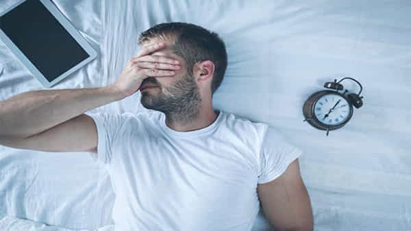 Sleep Tips: నిద్ర పట్టడం లేదా.. గాఢ నిద్రకు గోల్డెన్ రూల్స్.. ఈ పొరపాట్లు చేయకండి