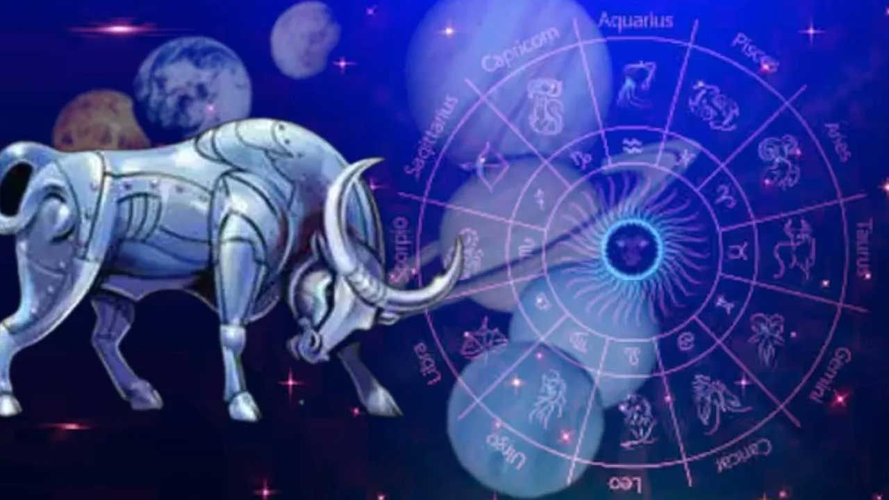 వృషభ రాశి : ఈ రాశి వారికి భాస్కర యోగం వలన జూన్ మొదటి వారం అద్భుతంగా ఉండబోతుంది. అంతే కాకుండా ఈ రాశుల సంపద కూడా పెరుగుతుందంట.  ఆర్థికంగా కలిసి వస్తుంది. మీరు ఎందులో పెట్టుబడి పెట్టినా మీకు మంచి రాబడి రావడం ఖాయం. కుటుంబంలో సంతోషకర వాతావరణం నెలకుంటుంది. చాలా ఆనందంగా గడుపుతారు. 