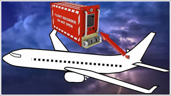 Black Box: బ్లాక్ బాక్స్ ఆరెంజ్ కలర్లో ఎందుకు ఉంటుంది? విమానం వెనుక భాగంలో ఎందుకు అమరుస్తారు?