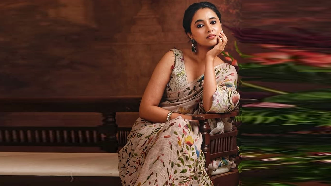 Charming Priyanka Mohan