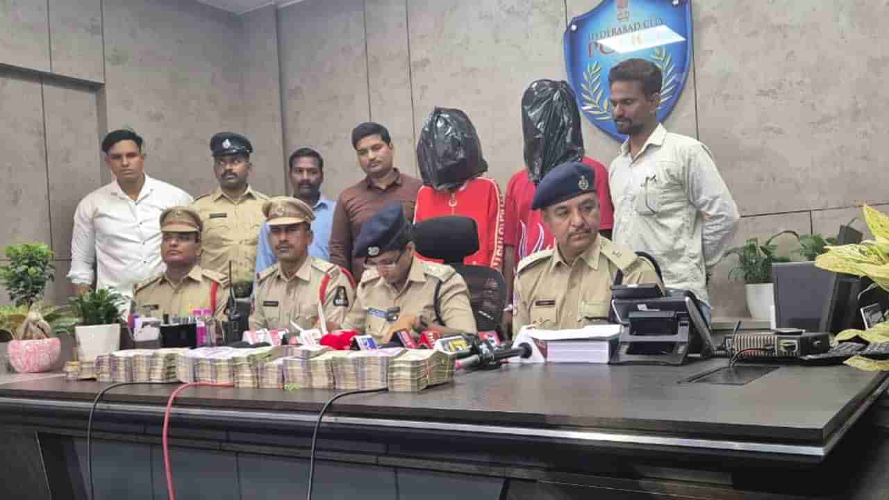 నమ్మకంగా ఉంటూ నిండా ముంచాడు.. ఓనర్‌కు భలే షాక్ ఇచ్చిన కలెక్షన్ బాయ్..!