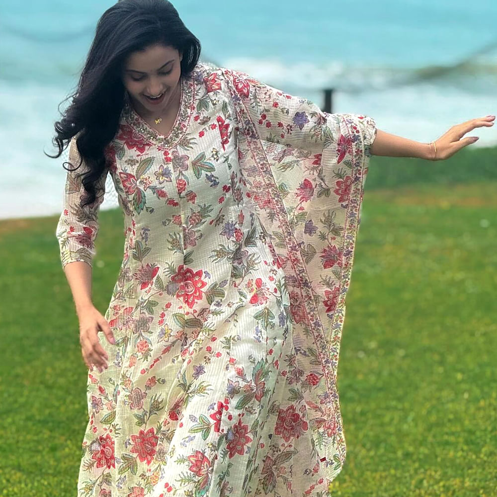 Deepika Pilli Pics