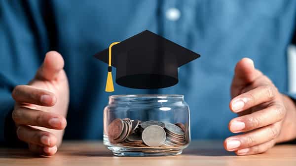 Education loans: నర్సరీ చదువుకూ విద్యారుణం.. ఫీజుల భారానికి టాటా చెప్పేయండి..!