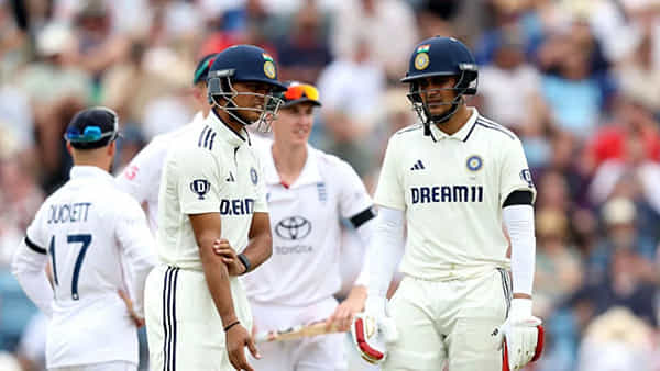 IND vs ENG 1st Test: లైవ్ మ్యాచ్లో బ్రూక్ పొరపాటు.. కట్చేస్తే.. జైస్వాల్ ఎఫెక్ట్తో ఇంగ్లండ్కు జరిమానా..