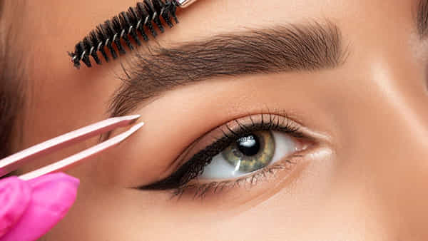 Eyebrows Tips: ఐబ్రో షేప్ చేసేటప్పుడు ఈ తప్పులు మీరూ చేస్తున్నారా? కొంచెం చూసుకోండి మరీ..