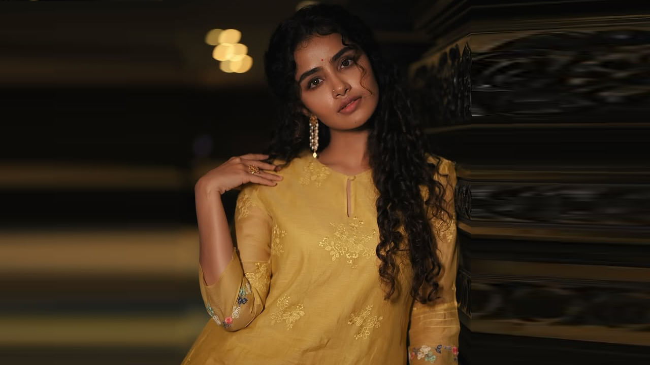 Fabulous Anupama Parameswaran