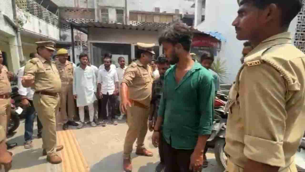 21 మంది నకిలీ పూజారులు అరెస్ట్..! కాశీలో పూజల పేరుతో..