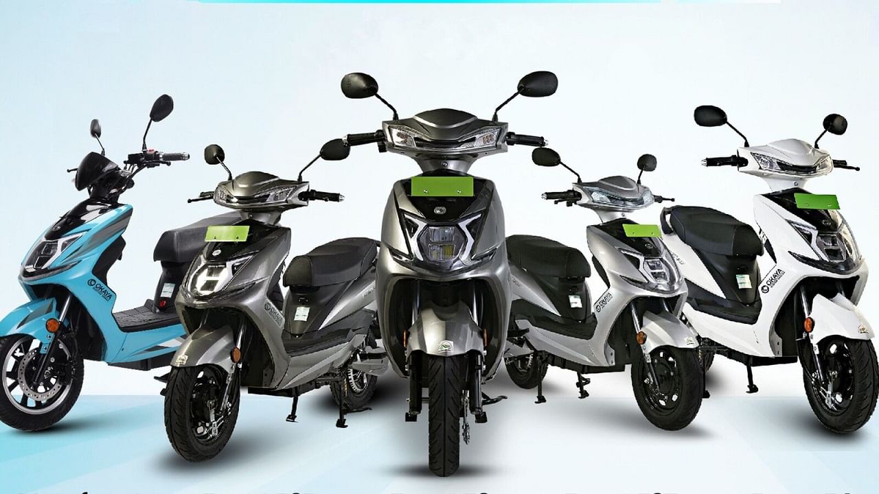 ఓపీజీ మొబిలిటీ ఫెర్రాటో రిలీజ్ చేసిన ఫాస్ట్ ఎఫ్-4 ఈవీ స్కూటర్ రూ. 1,09,000కు అందుబాటులో ఉంటుంది. 4.4 కేడబ్ల్యూహెచ్ బ్యాటరీ, 2.5 కేడబ్ల్యూ మోటారుతో వచ్చే ఈ స్కూటర్ ఛార్జ్‌కు 160 కి.మీ వరకు మైలేజ్ ఇస్తుంది. ఈ స్కూటర్ గరిష్ట వేగం గంటకు 70 కి.మీగా ఉంటుంది. డిజిటల్ డ్యాష్‌బోర్డ్‌తో వచ్చే ఈ స్కూటర్ మూడు 3 సంవత్సరాల లేదా 30,000 కి.మీ వారెంటీతో వస్తుంది.
