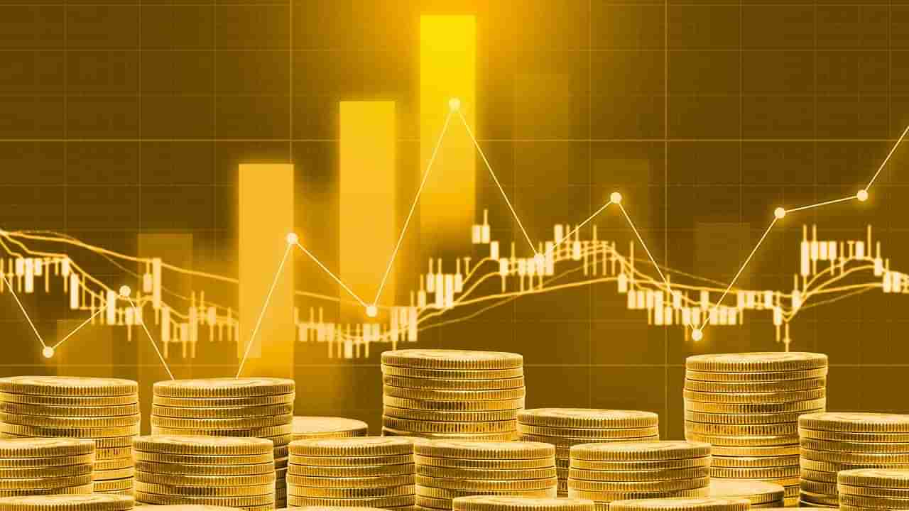 Gold Rates: మిడిసిపడుతున్న పసిడి.. పెట్టుబడి పెడితే లాభాలు సాధ్యమేనా?