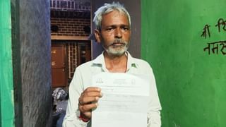 Gold Price: తగ్గేదేలే.. లక్ష మార్క్ దాటి భారీగా పెరిగిన బంగారం ధరలు.. తెలుగు రాష్ట్రాల్లో రేట్లు ఎలా ఉన్నాయంటే..