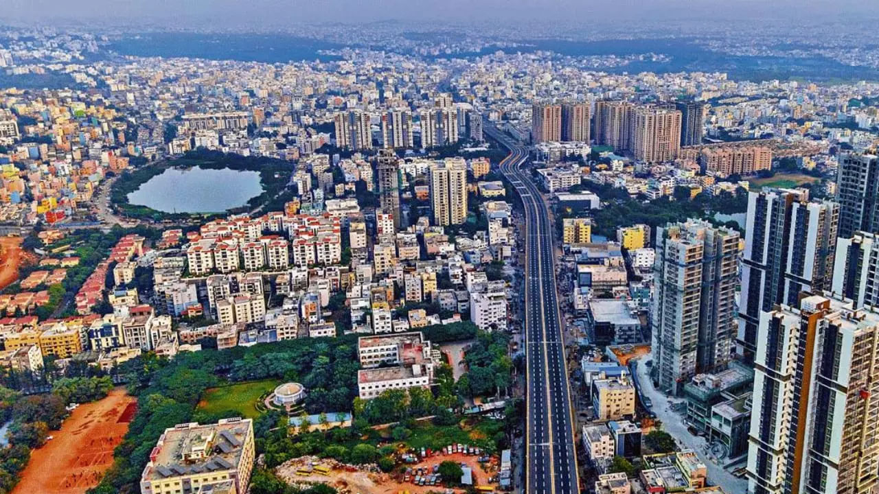 Hyderabad: దూకుడుగా హైదరాబాద్ రియల్ ఎస్టేట్