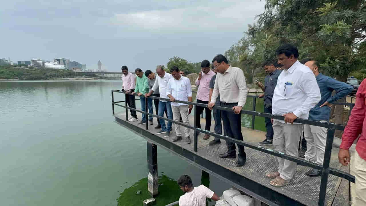 Hyderabad: మాదాపూర్‌లో హైడ్రా కమిషనర్‌ పర్యటన.. త్వరలోనే దుర్గం చెరువుపై సమీక్ష..!