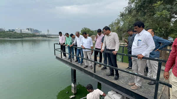 Hyderabad: మాదాపూర్లో హైడ్రా కమిషనర్ పర్యటన.. త్వరలోనే దుర్గం చెరువుపై సమీక్ష..!