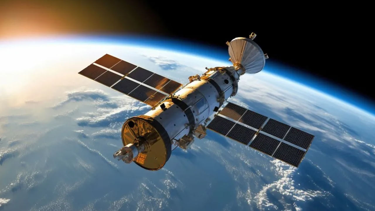 India’s Space Shield: ఇకపై అంతరిక్షం నుంచే సైనిక ఆపరేషన్లు.. మరో 4 ఏళ్లలో 52 డిఫెన్స్ శాటిలైట్లు!